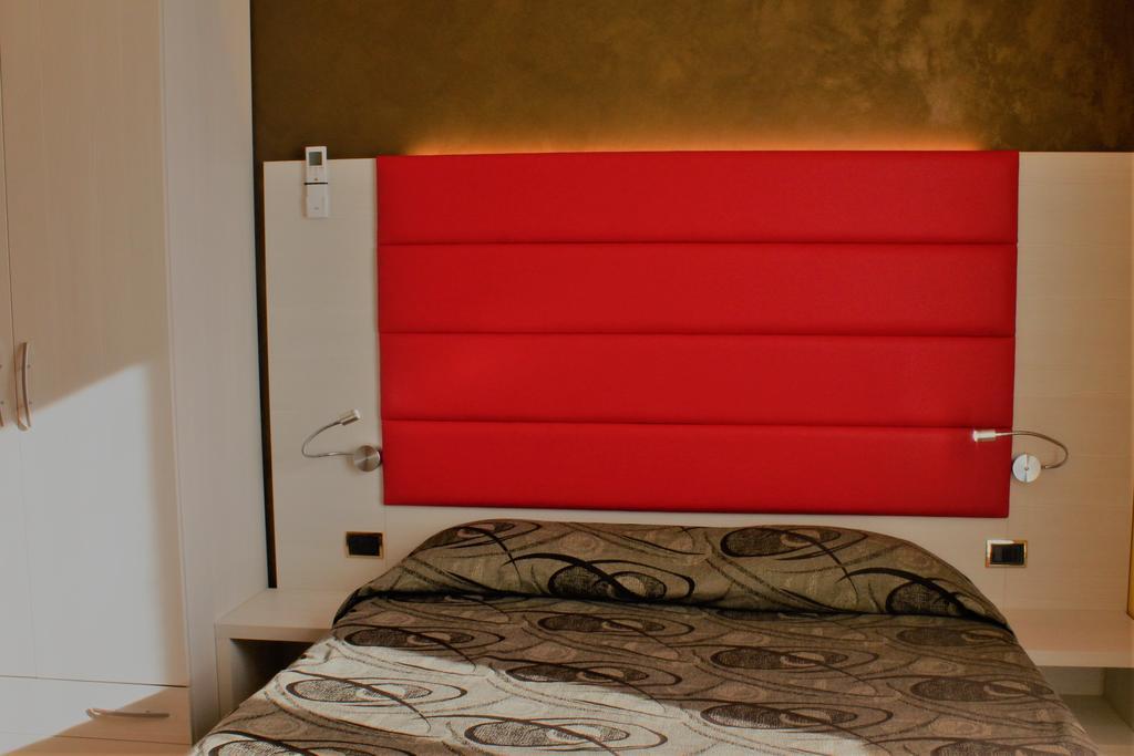 Hotel Eco Del Mare Марина-ди-Масса Экстерьер фото