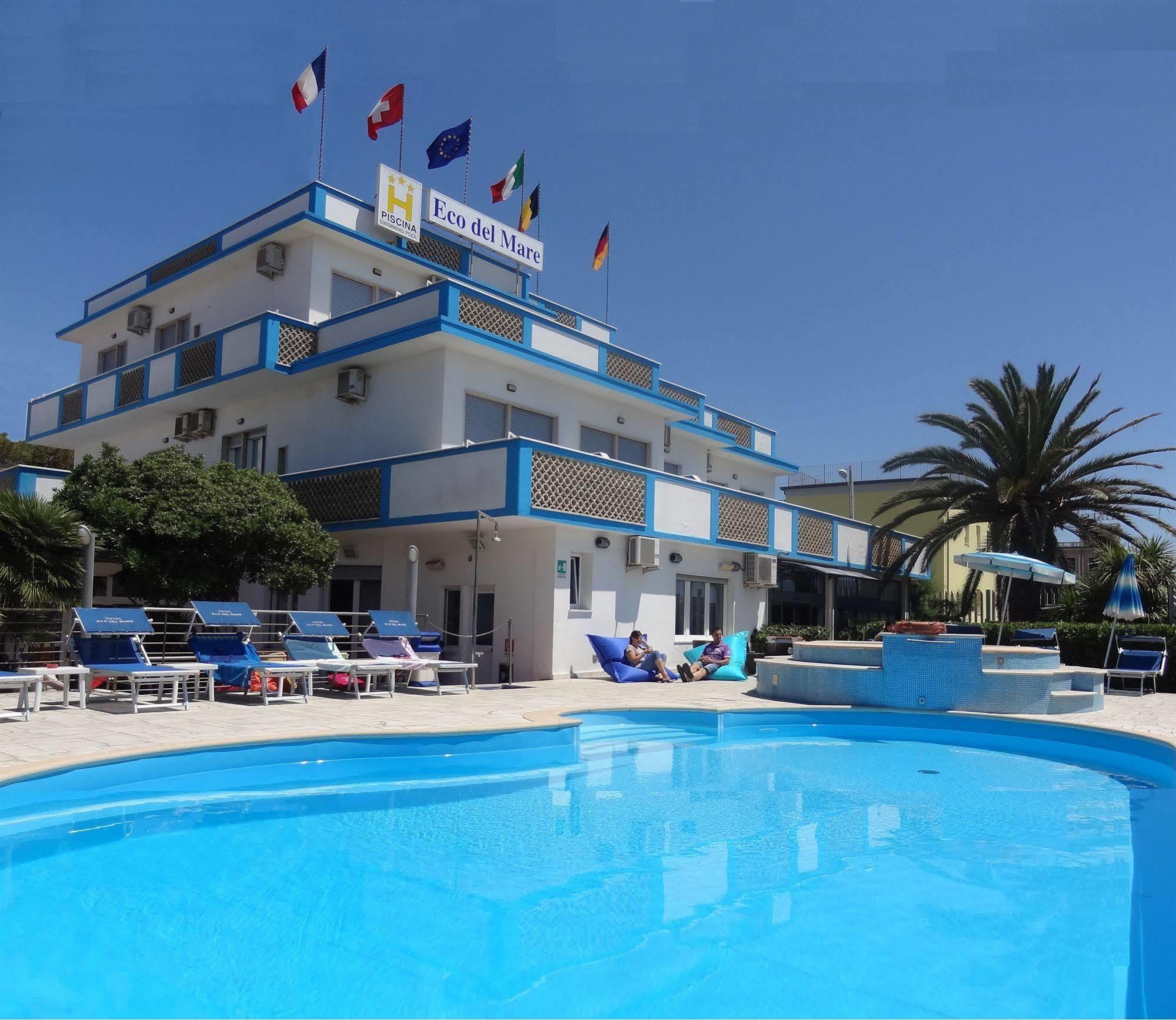 Hotel Eco Del Mare Марина-ди-Масса Экстерьер фото