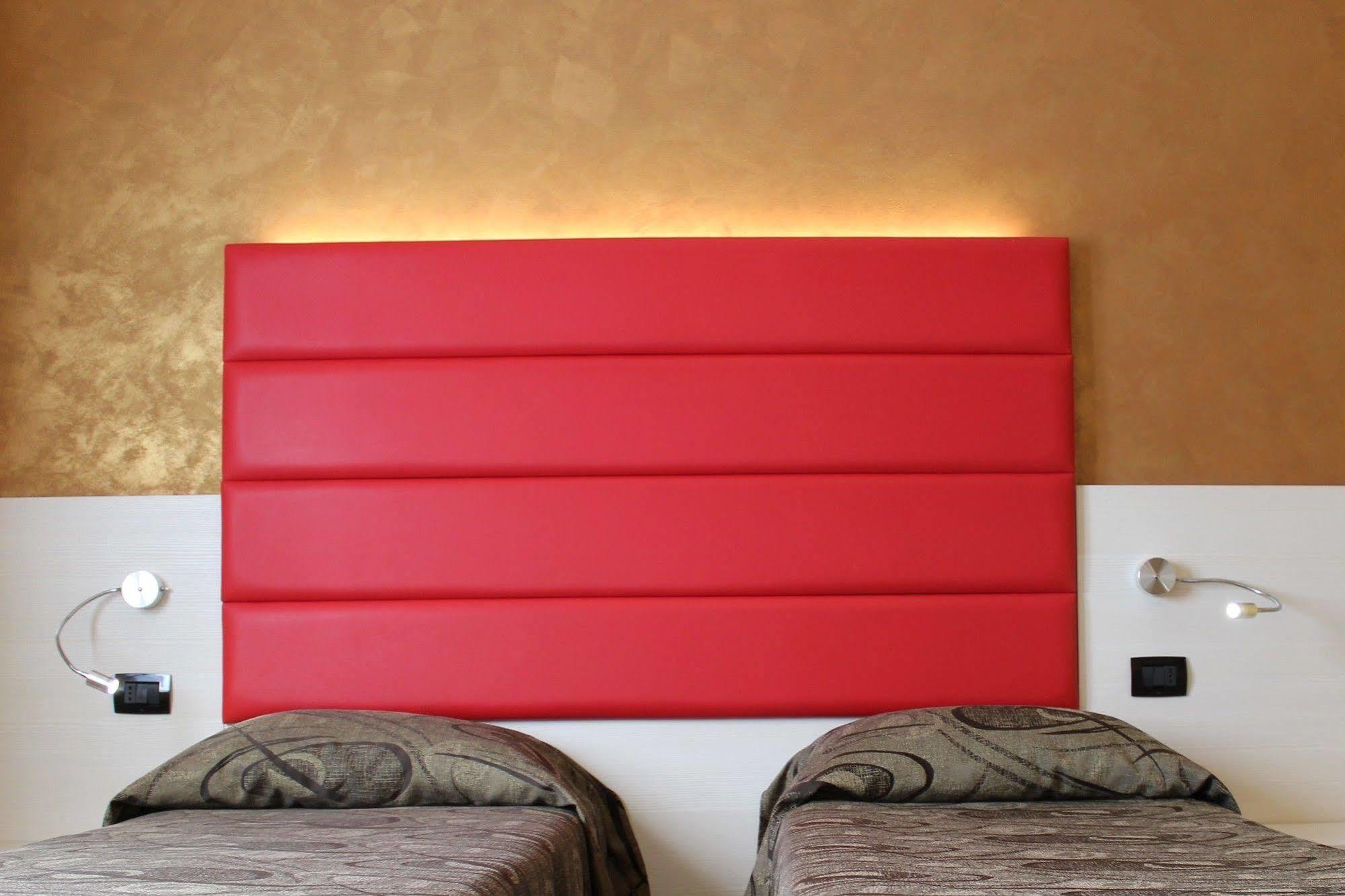 Hotel Eco Del Mare Марина-ди-Масса Экстерьер фото