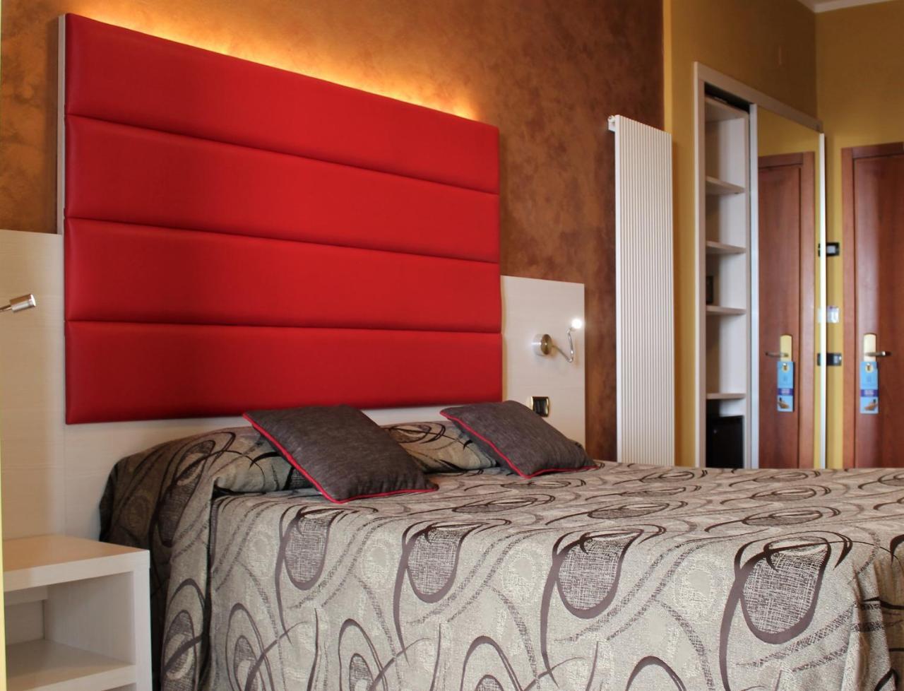 Hotel Eco Del Mare Марина-ди-Масса Экстерьер фото